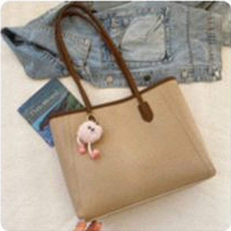Mila Charm Commuter Tote